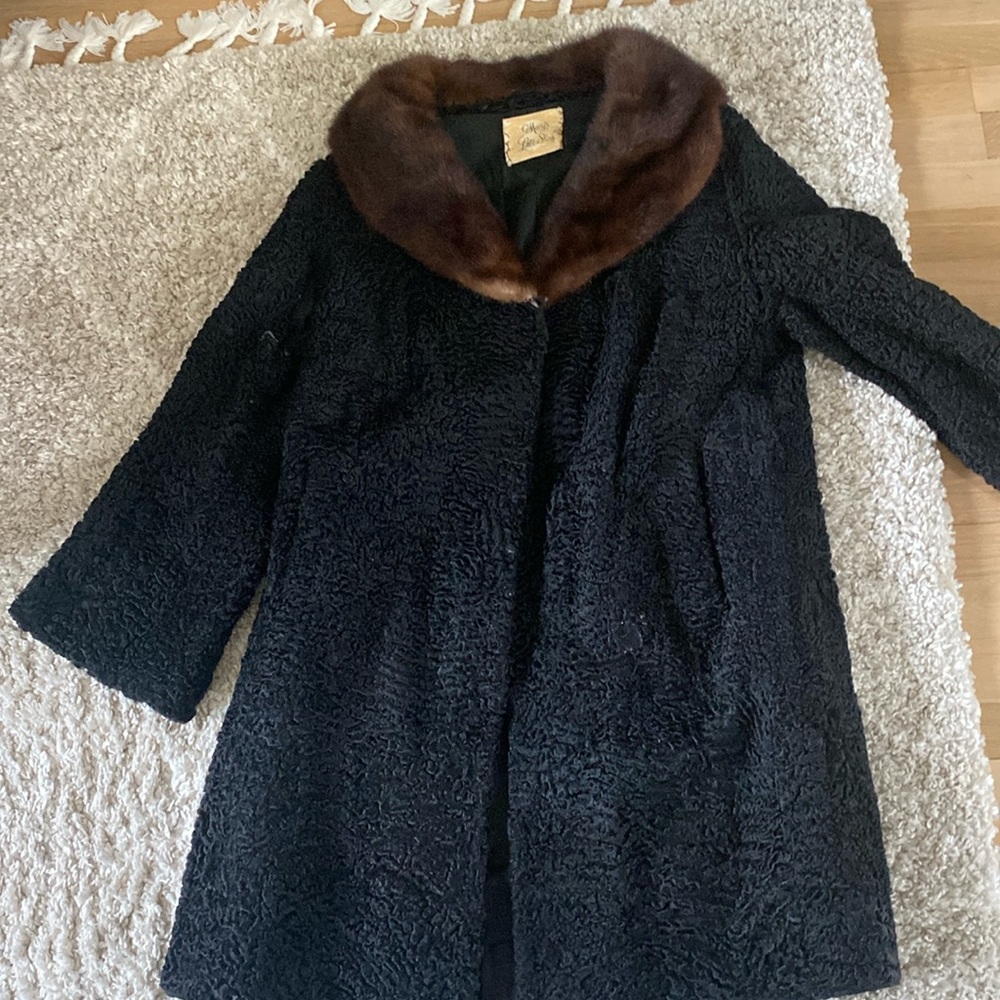 It Is Mink Multiple Tears Due To Time But Vintage - image 1